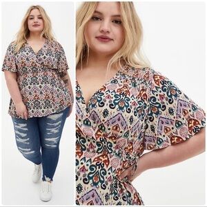 Torrid Ikat Print Gauze Smocked Surplice Wrap Top Size 1X Women